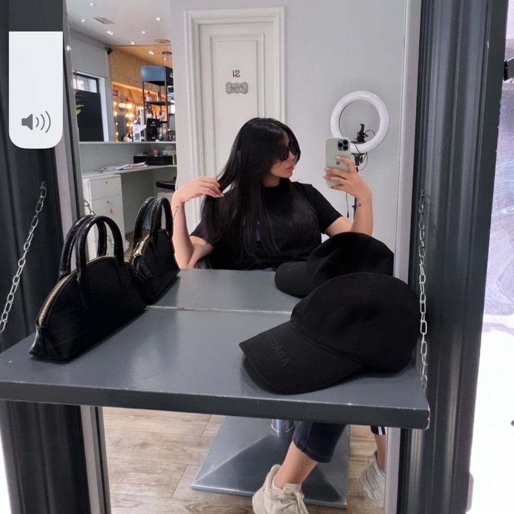 Meet your Posher, Salmaa